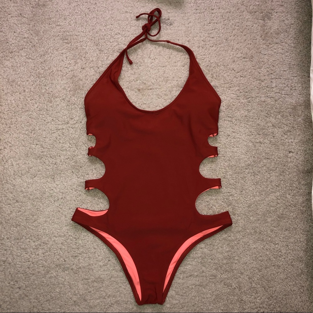 One piece bathing suit